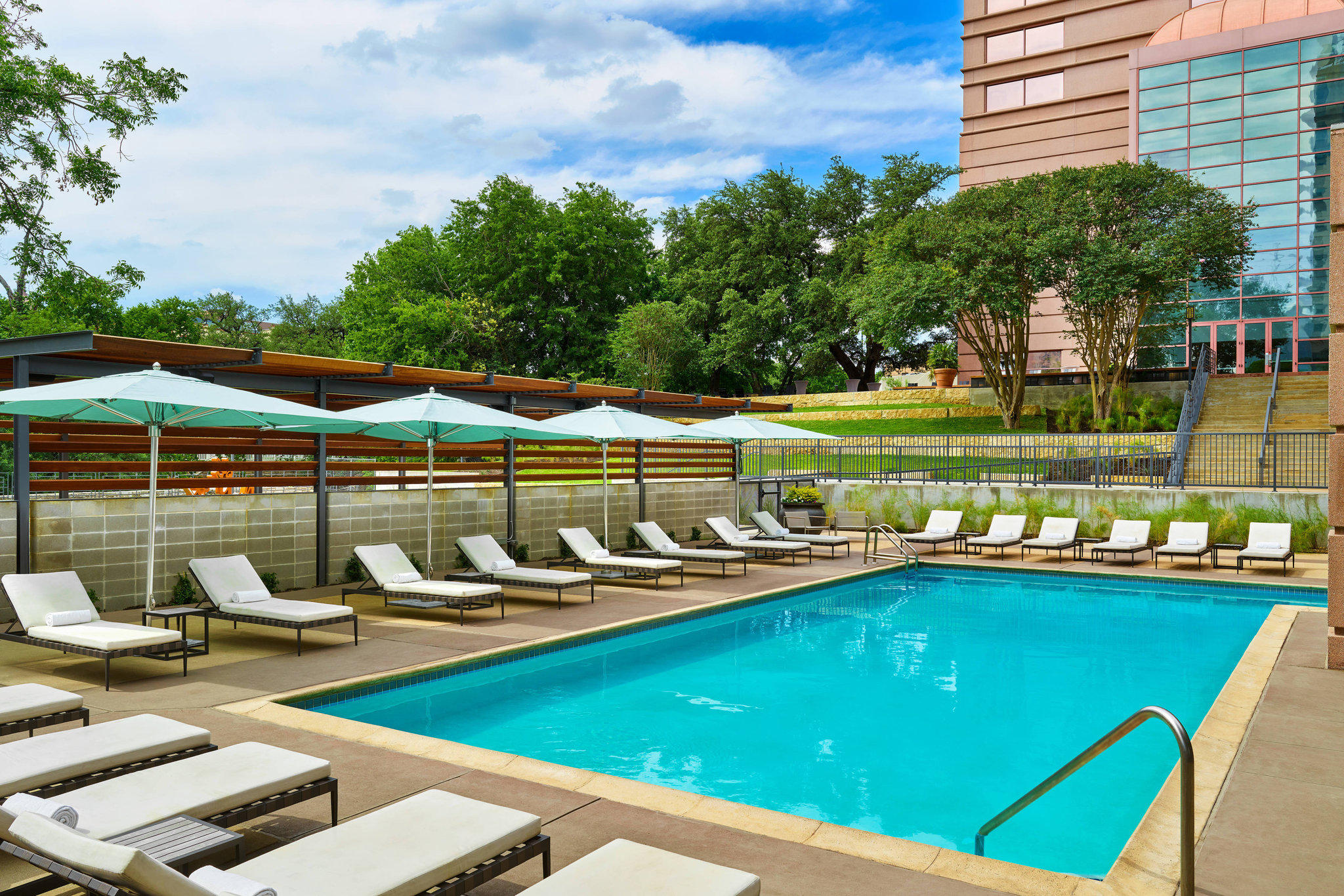 Sheraton Austin Hotel at the Capitol Photo