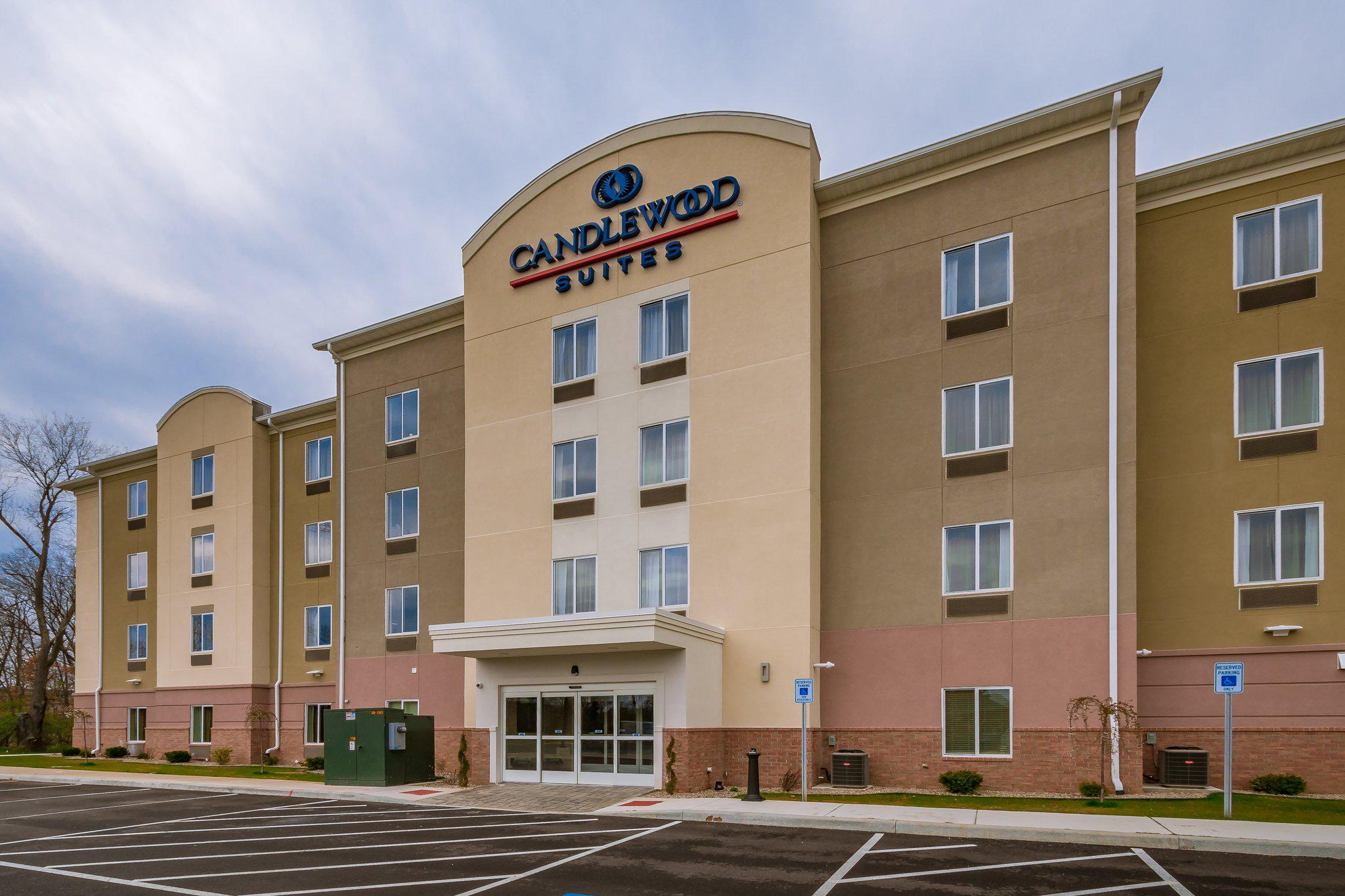 Candlewood Suites Mishawaka Photo