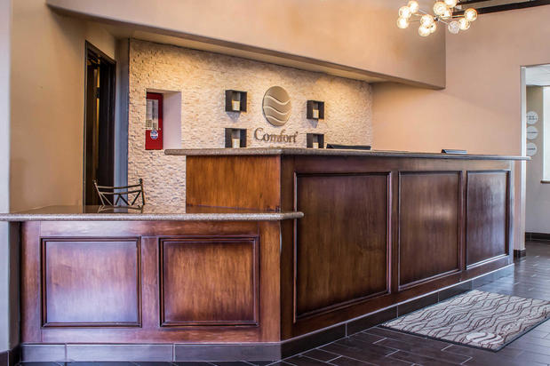 Images Comfort Inn & Suites at Talavi