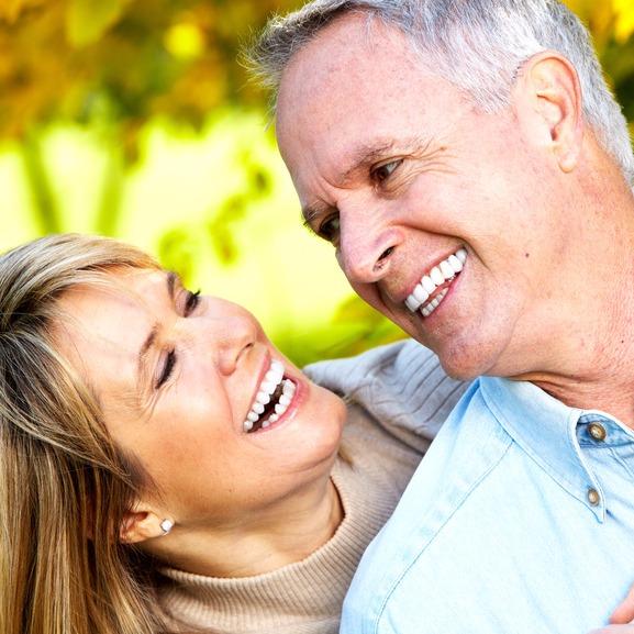 Alegre Dental Center Logo