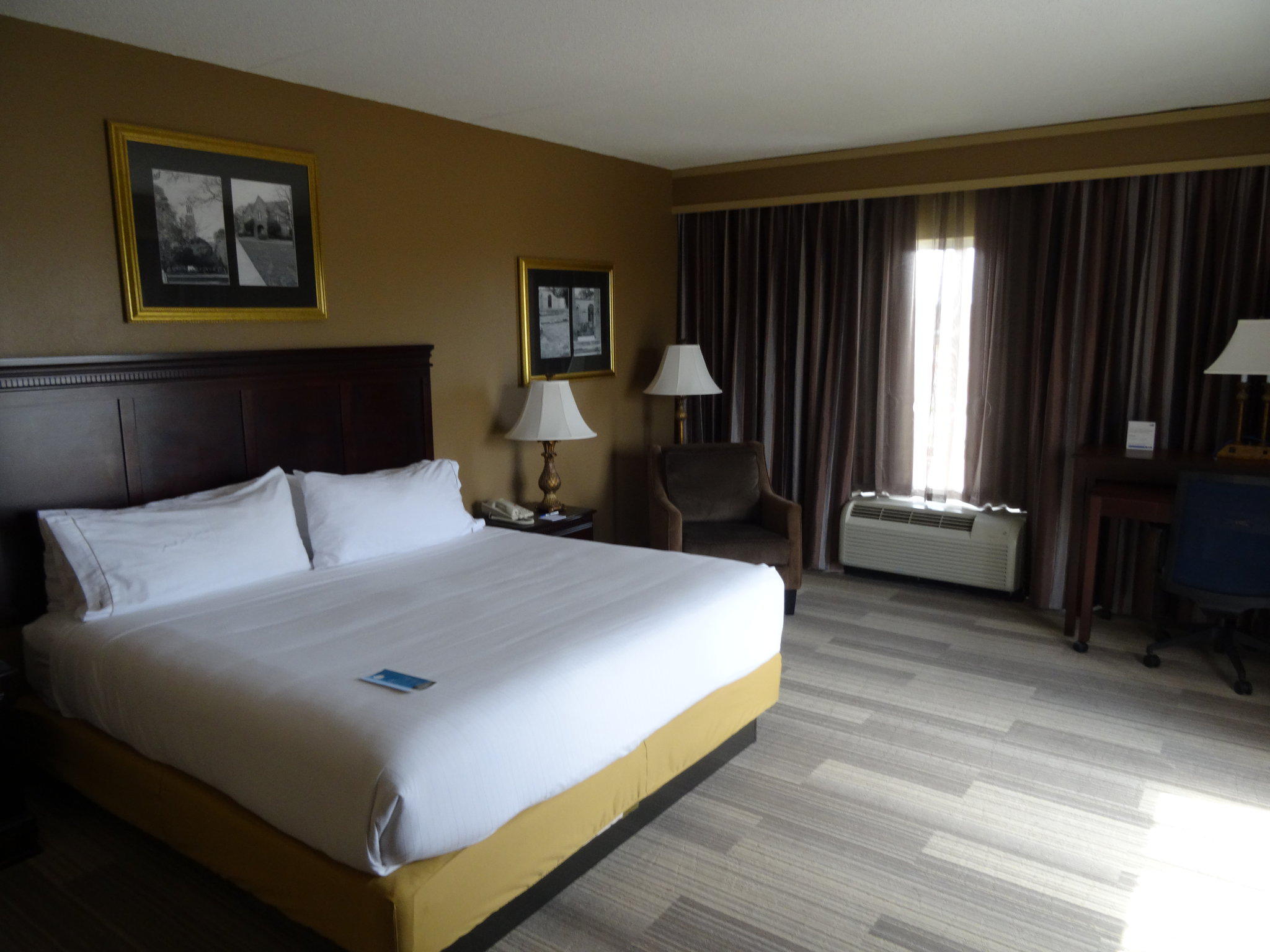 Holiday Inn Express & Suites Tuscaloosa-University Photo