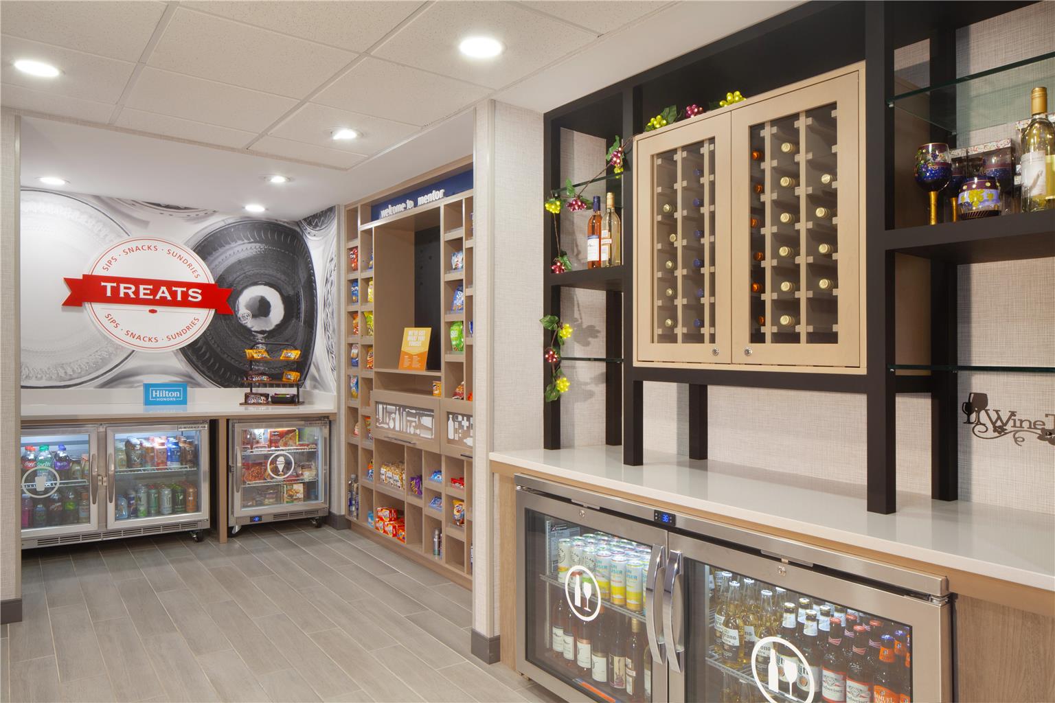 Hampton Inn & Suites Cleveland-Mentor Image