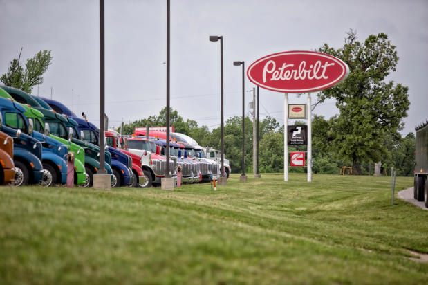 Images Peterbilt Of Evansville