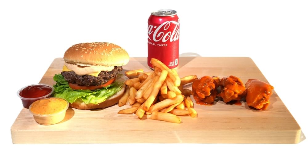 Com # 4 1/3lb Burger Wings Drink