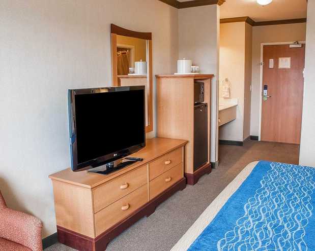 Images Comfort Inn & Suites