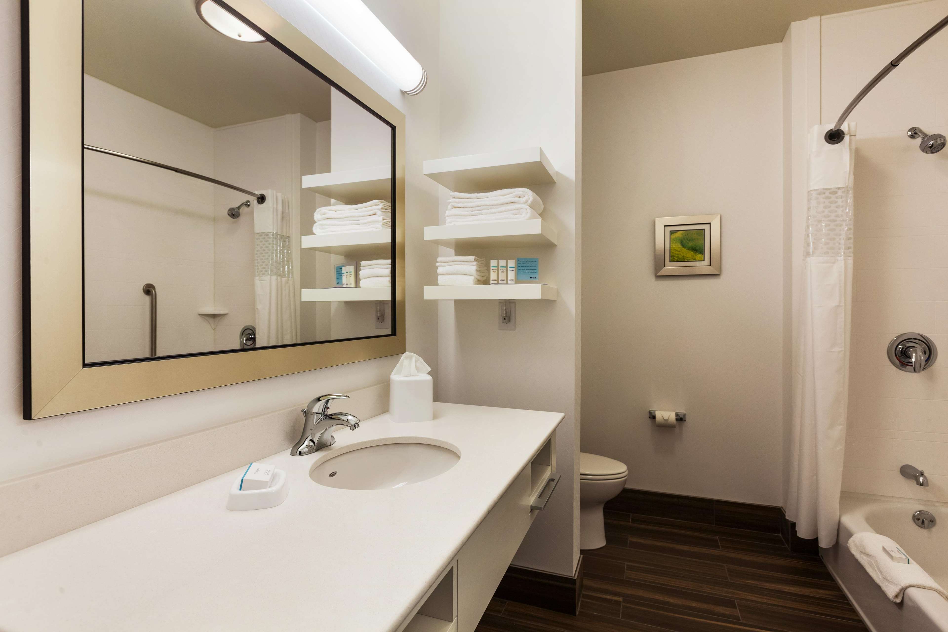 Hampton Inn & Suites Portland/Hillsboro-Evergreen Park Photo