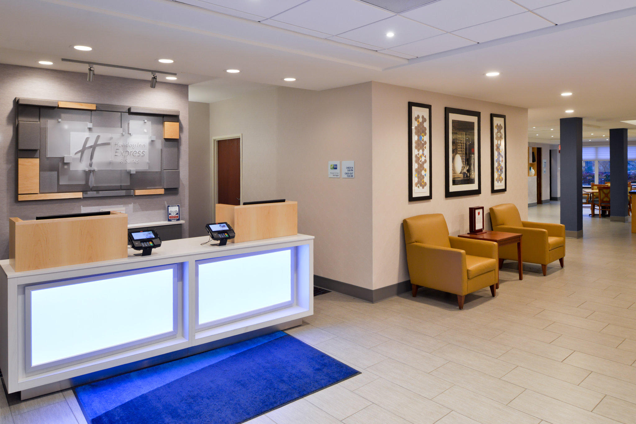 Holiday Inn Express & Suites Clifton Park Photo