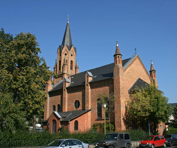 Ev. Kirche Linz, barrierefrei begehbar