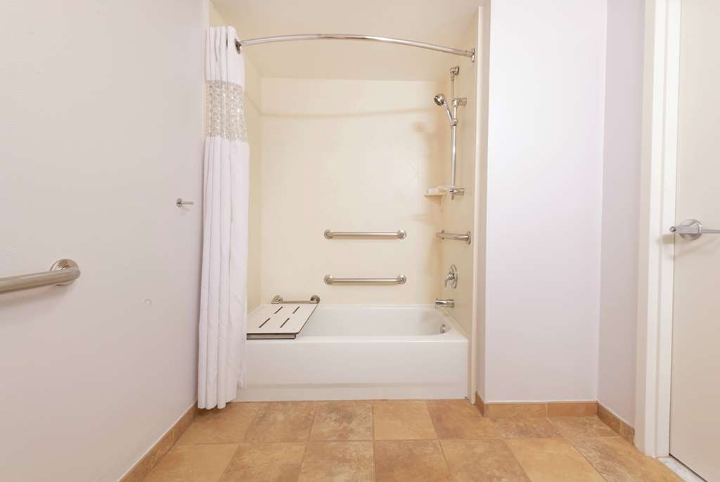 Hampton Inn & Suites Rochester/Victor Image