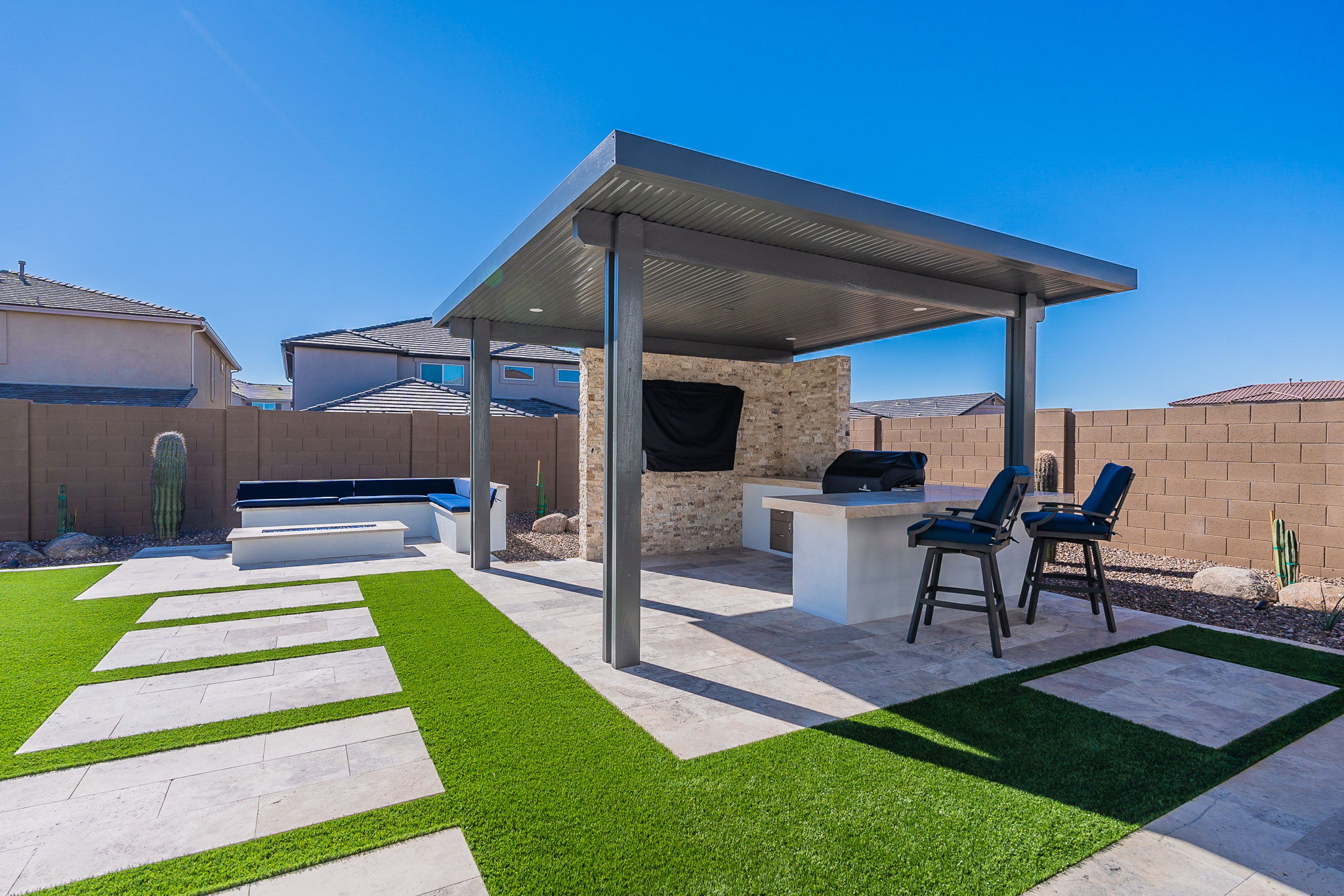 Landscape Features That Increase Property Value in Phoenix, Arizona