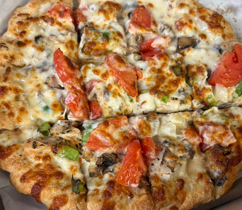 White Chicken Pizza (X-Large 18")