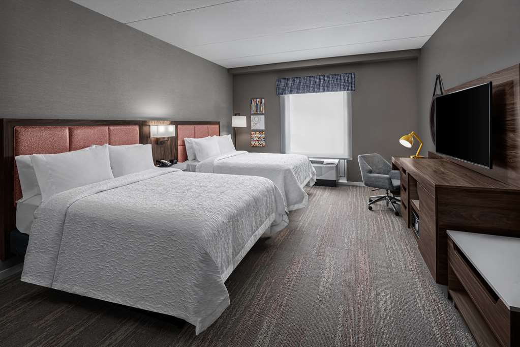 Hampton Inn Boston Woburn Image