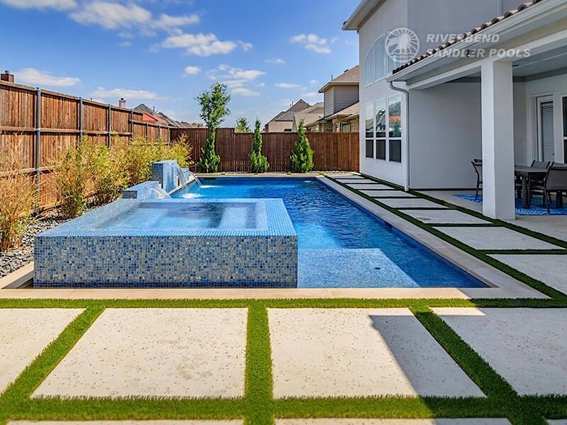 Riverbend Sandler Pools Photo