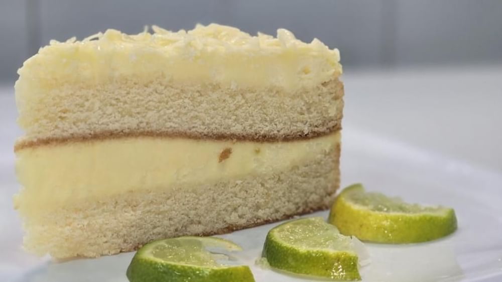 Limoncello Cake