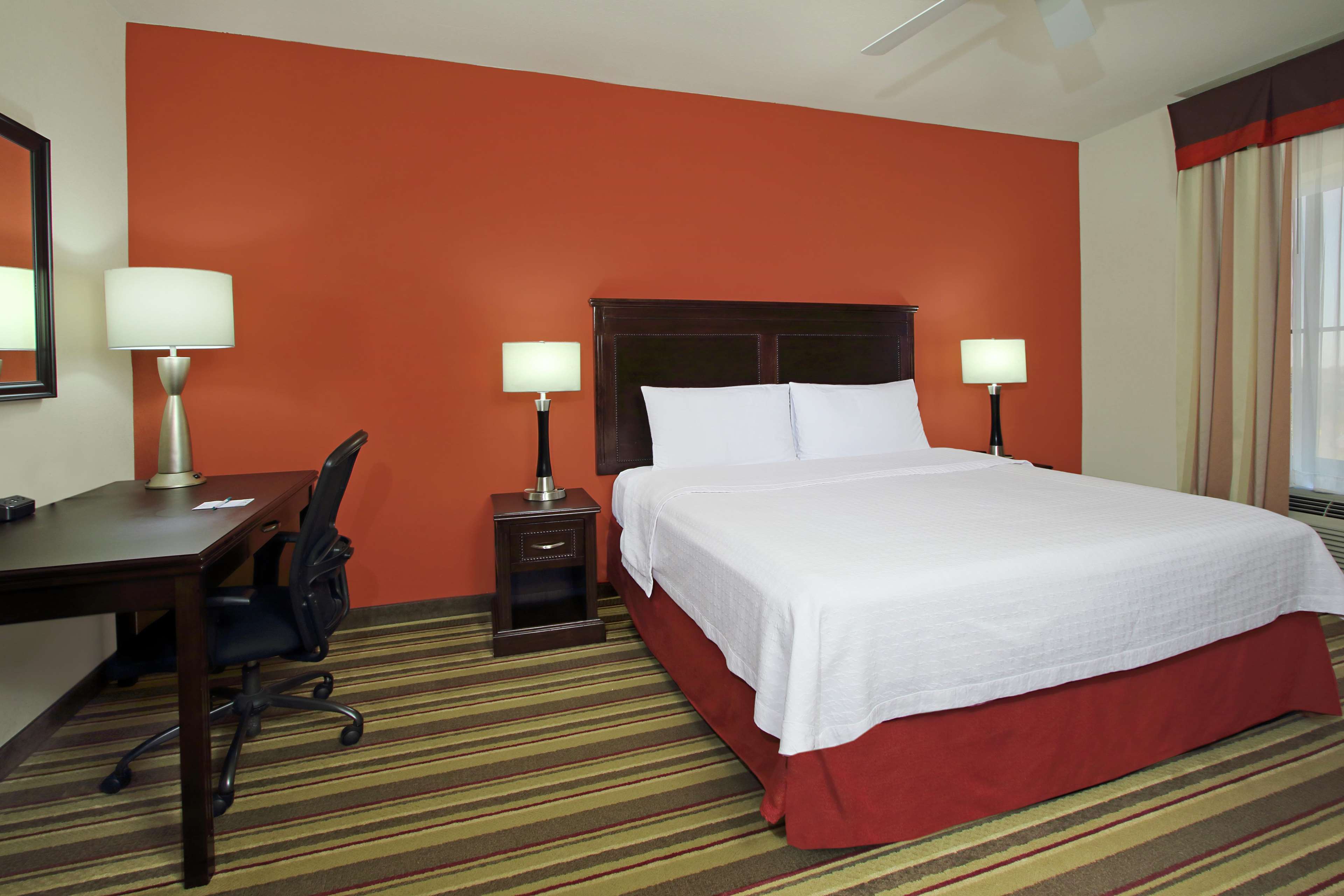 Homewood Suites by Hilton Beaumont, TX Photo