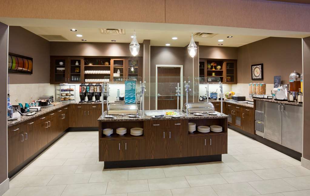 Homewood Suites by Hilton Minneapolis-New Brighton Image