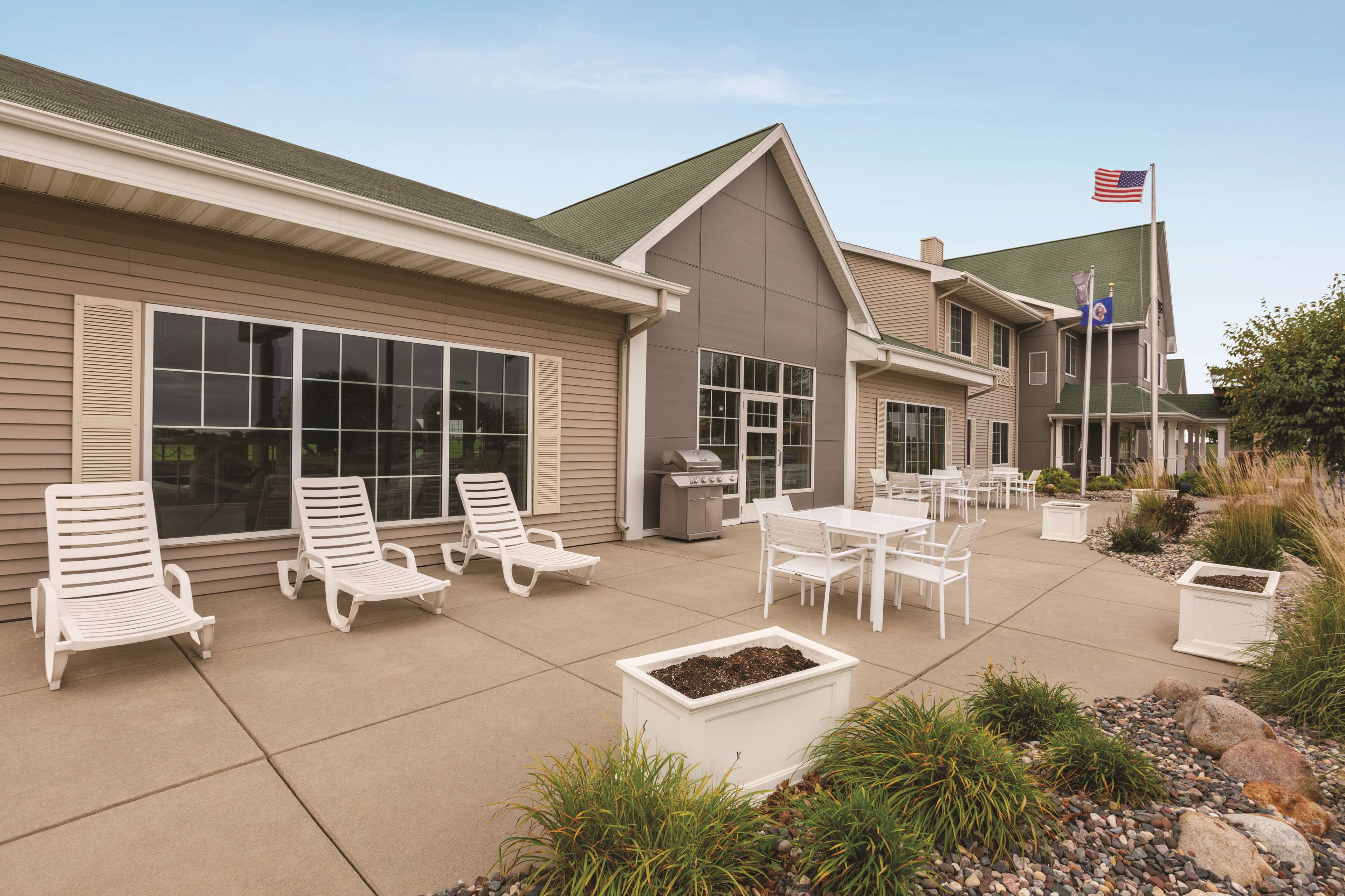 Country Inn & Suites by Radisson, Willmar, MN Photo