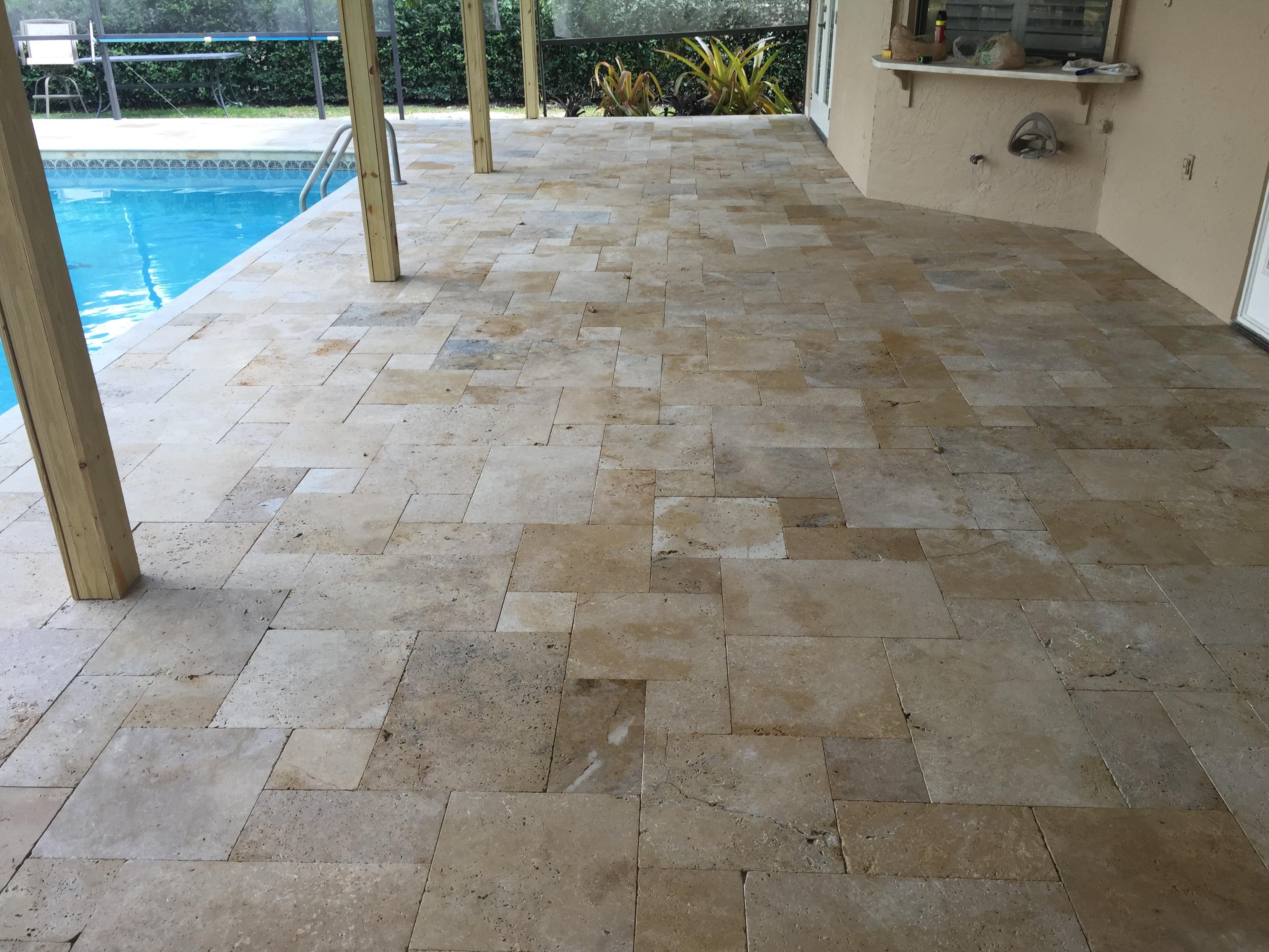 TRAVERTINE COUNTRY FRENCH PATTERN INSTALLED IN A HOUSE POOL RENOVATION