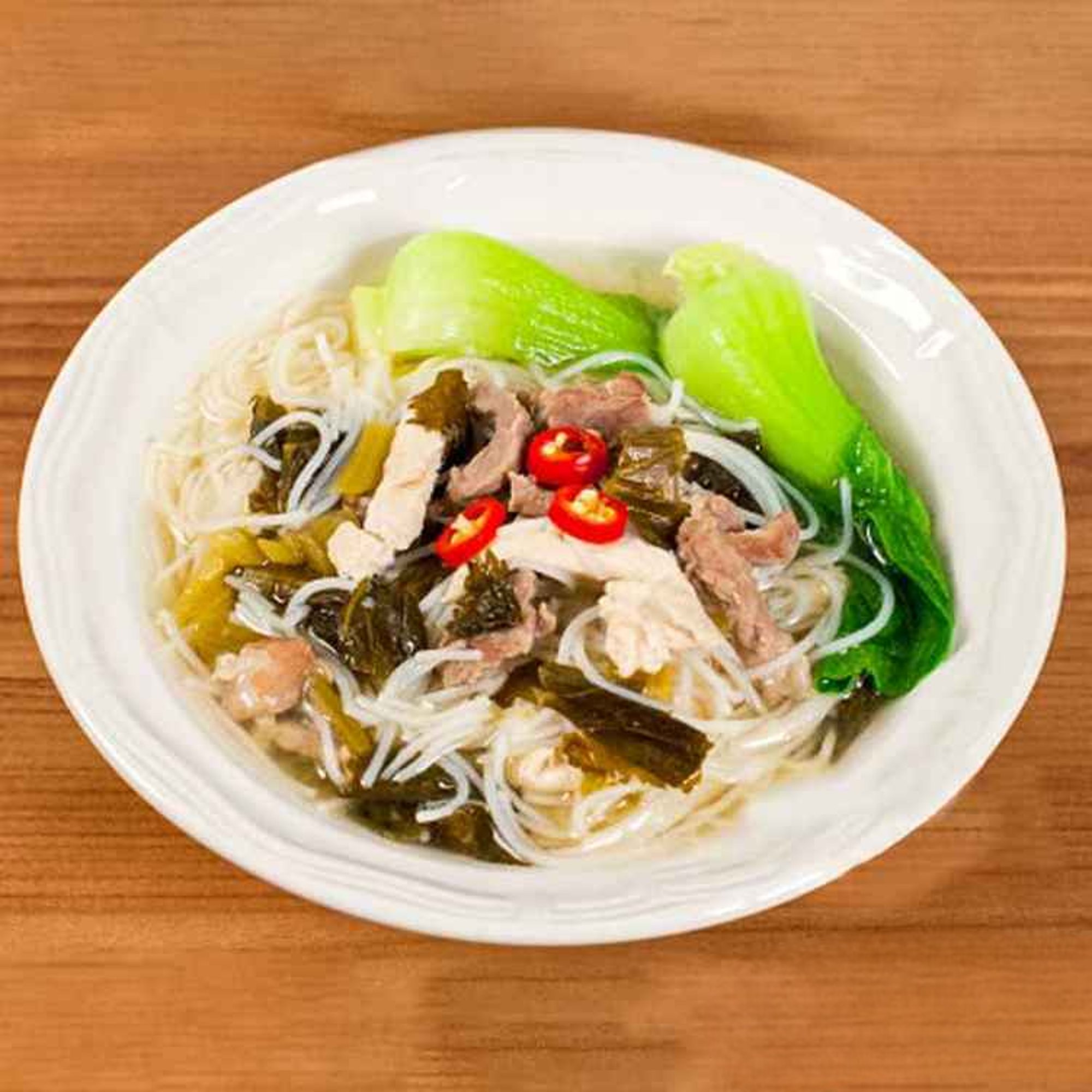 ND11. 雪菜肉絲炆米粉/Stir Fried Rice Noodle w. Shredded Pork