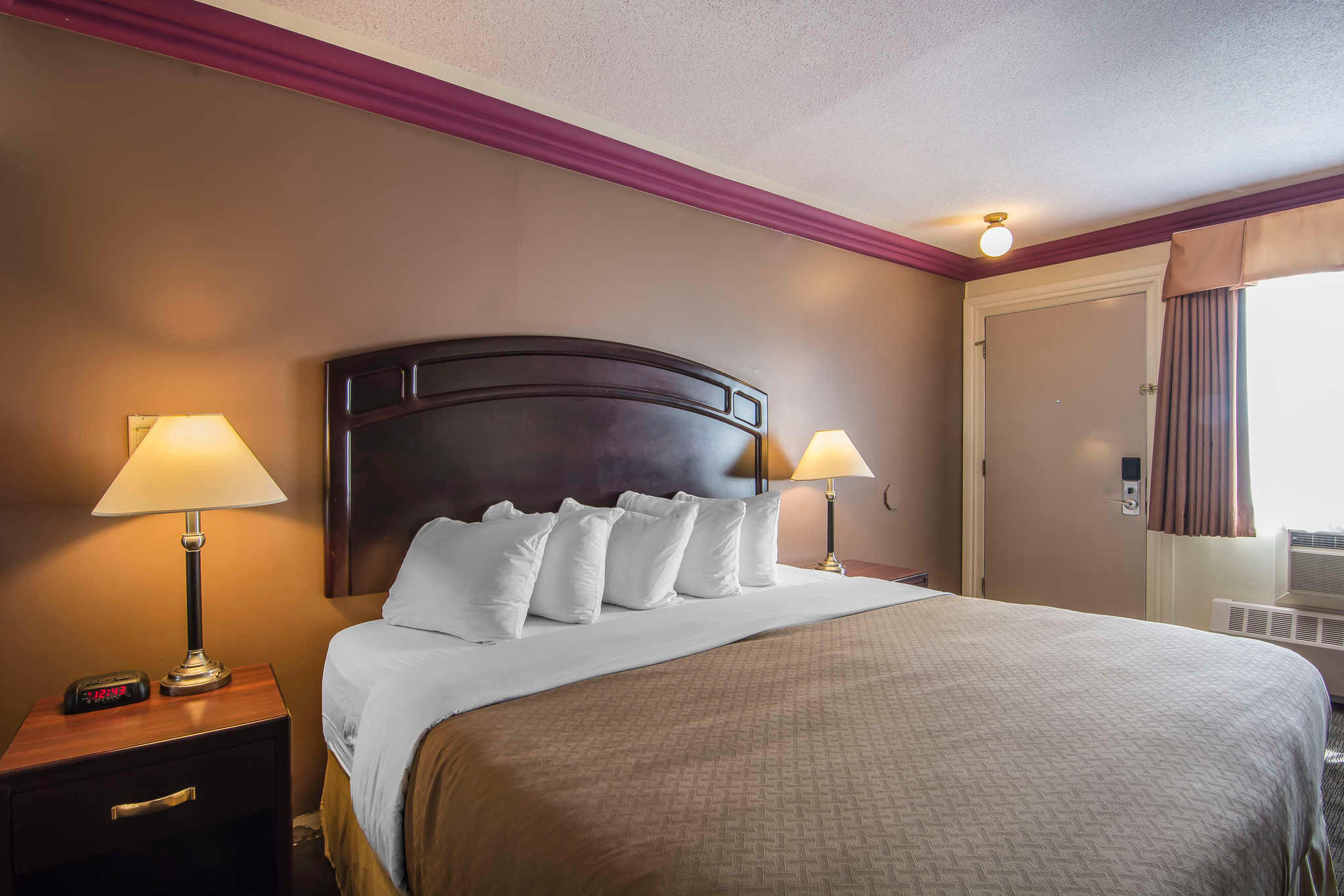 Images Quality Inn & Suites