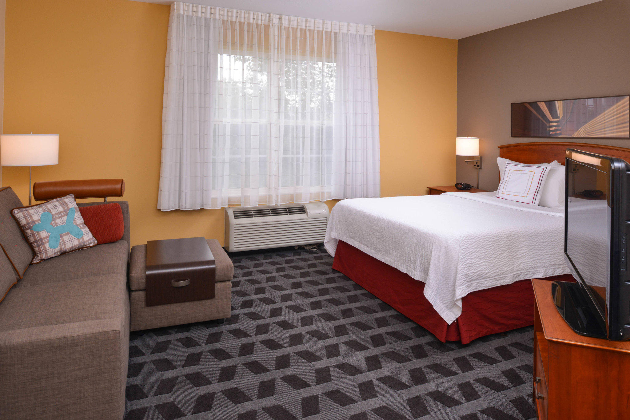 TownePlace Suites by Marriott St. Louis St. Charles Photo