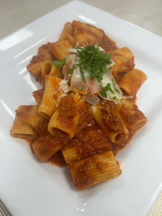 Rigatoni Bolognese