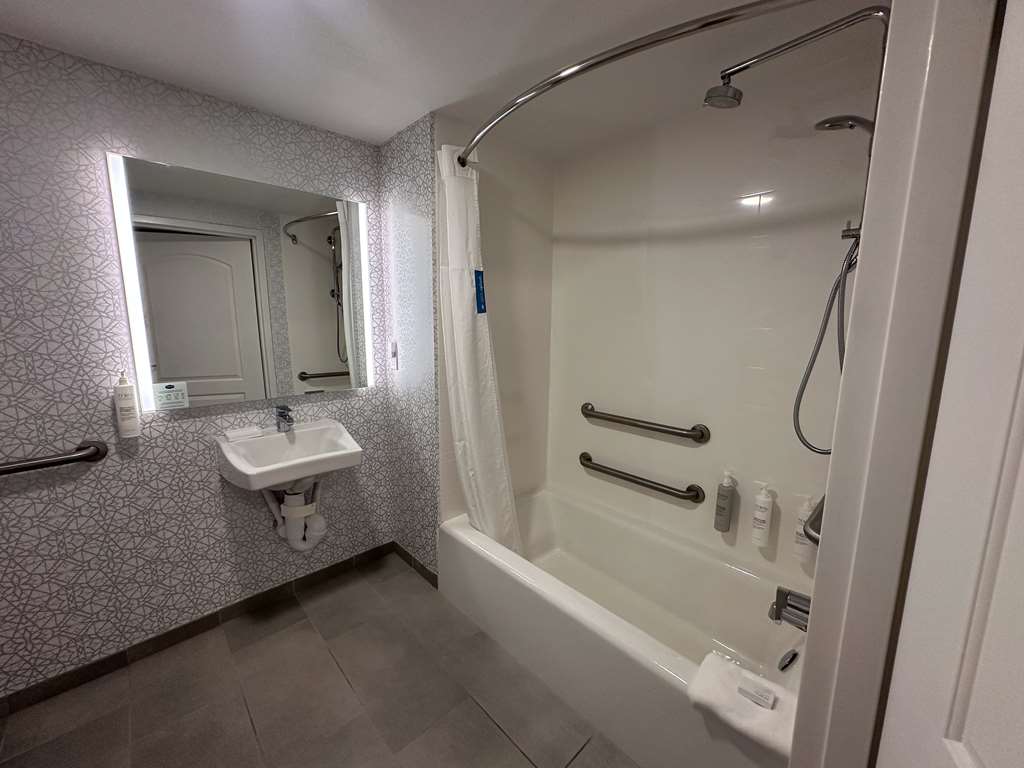 Hampton Inn Milpitas Image