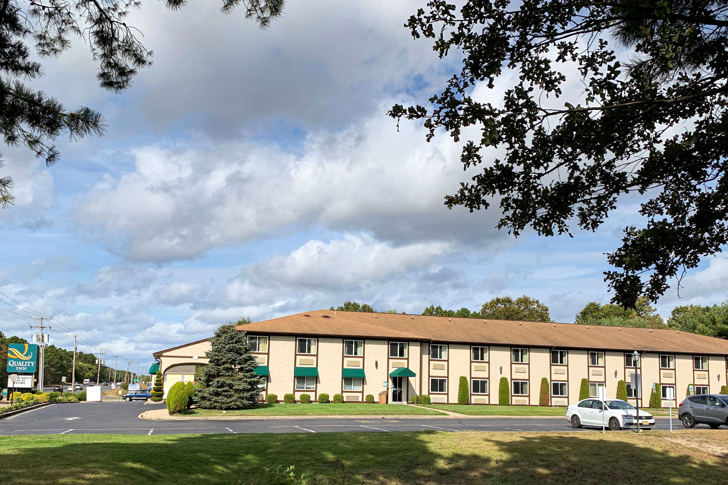 Quality Inn Near Toms River Corporate Park Photo