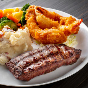 FLAT IRON STEAK & PRAWNS