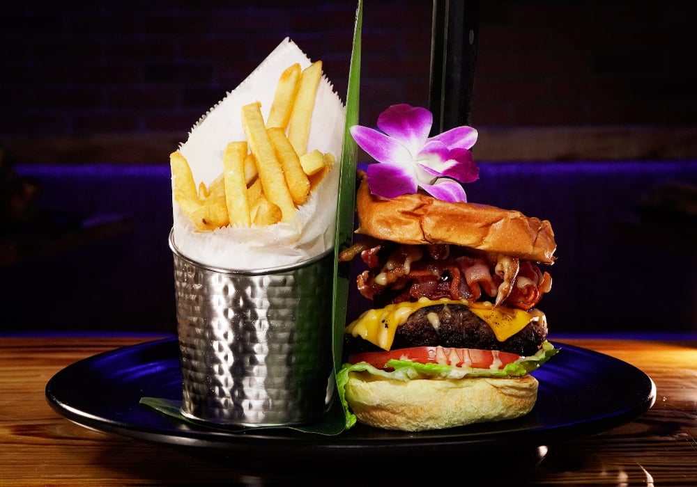 El Tiesto Burger