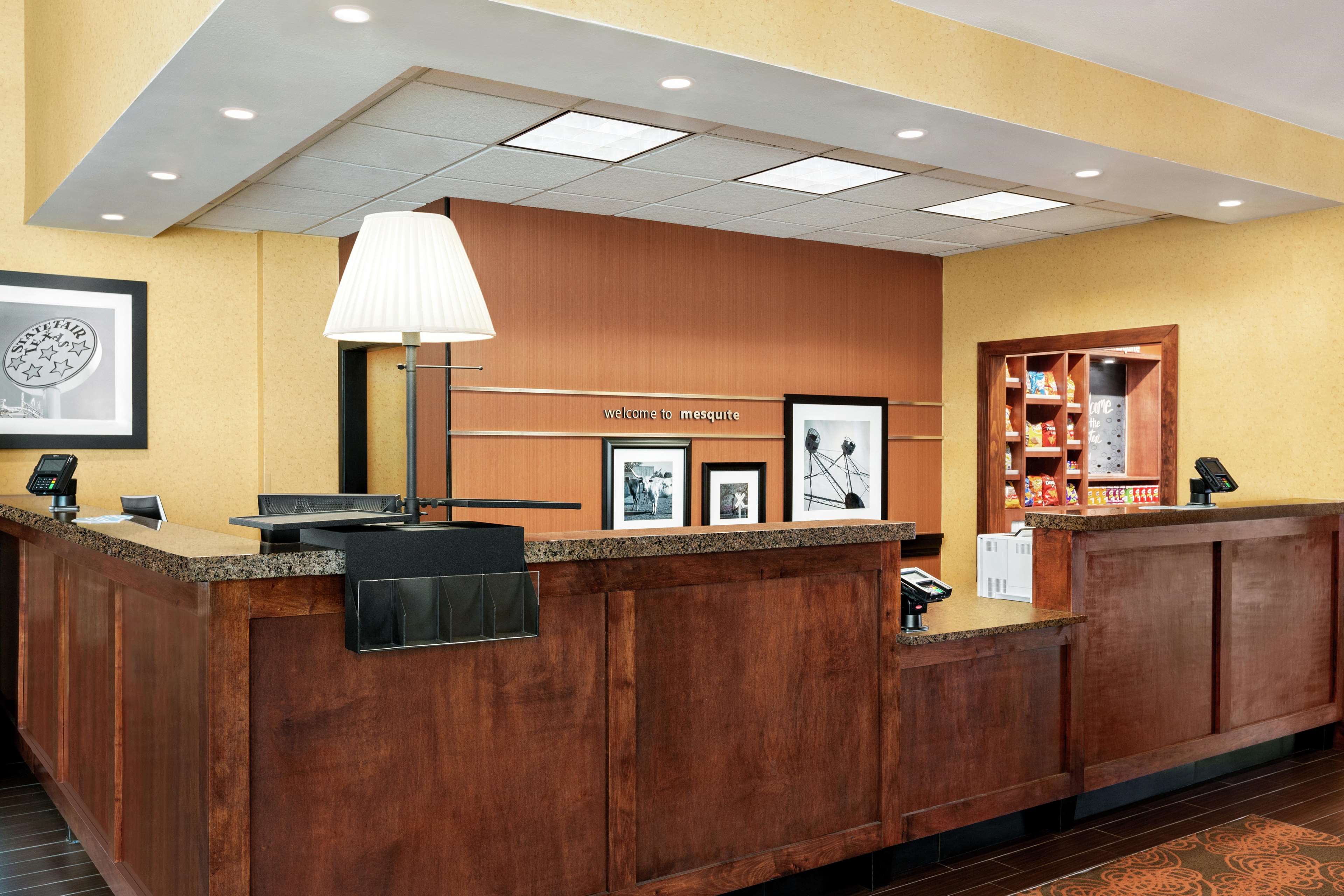 Hampton Inn & Suites Dallas-Mesquite Photo