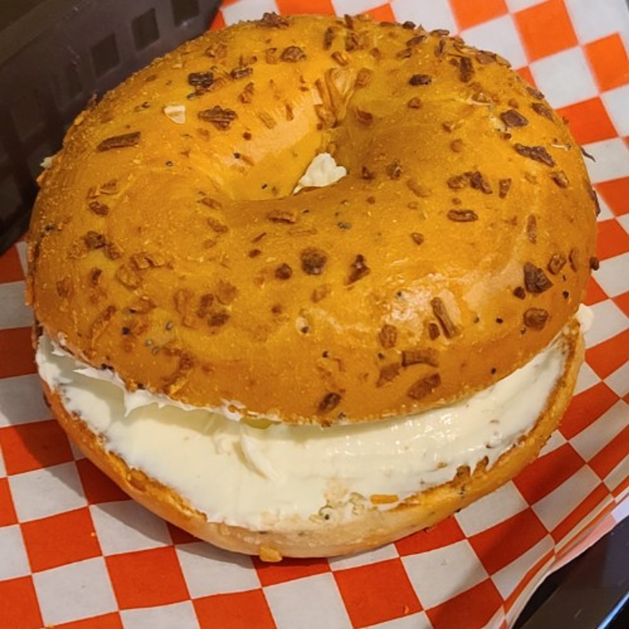 Bagel w/ Plain Cream Cheese