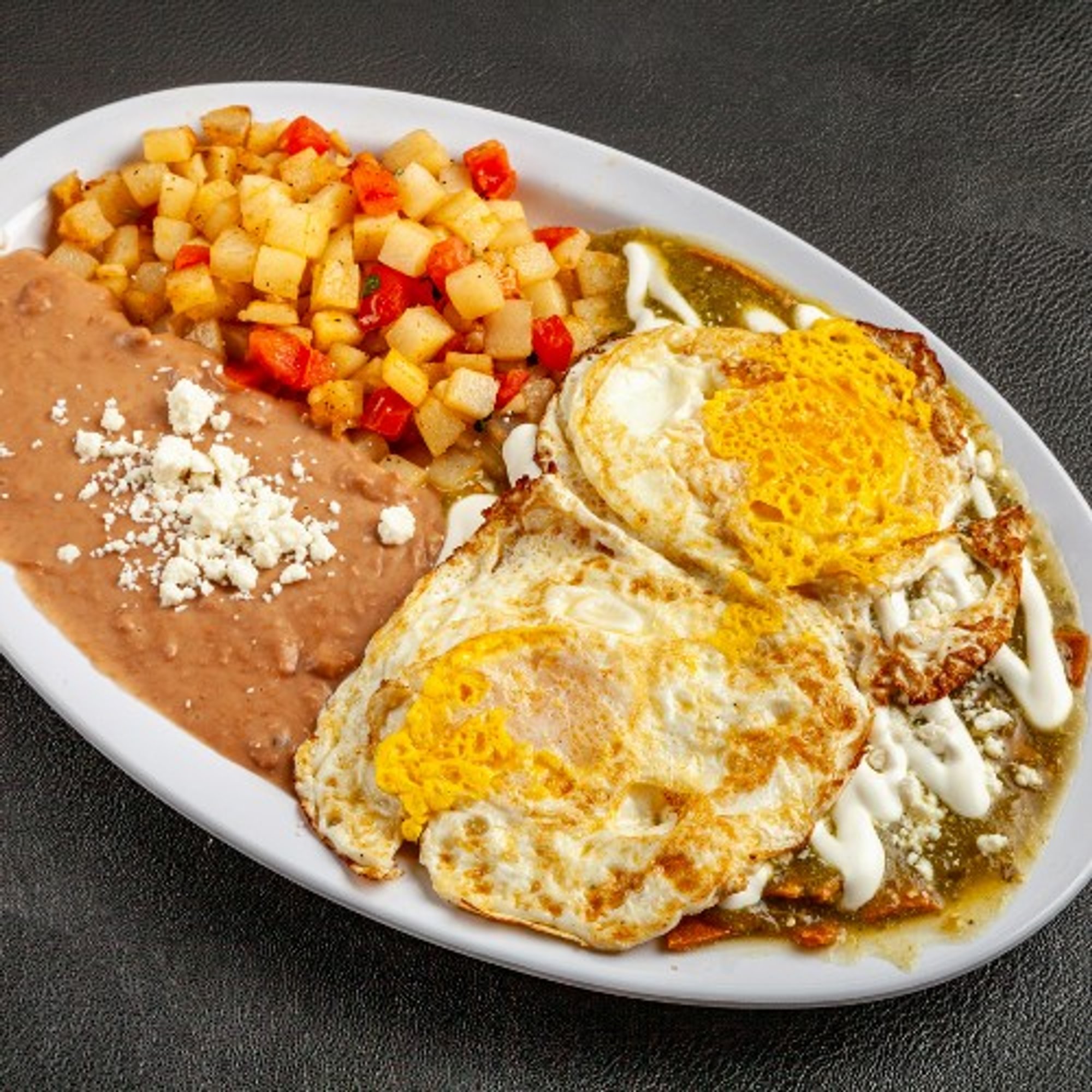 Chilaquiles verdes con huevo
