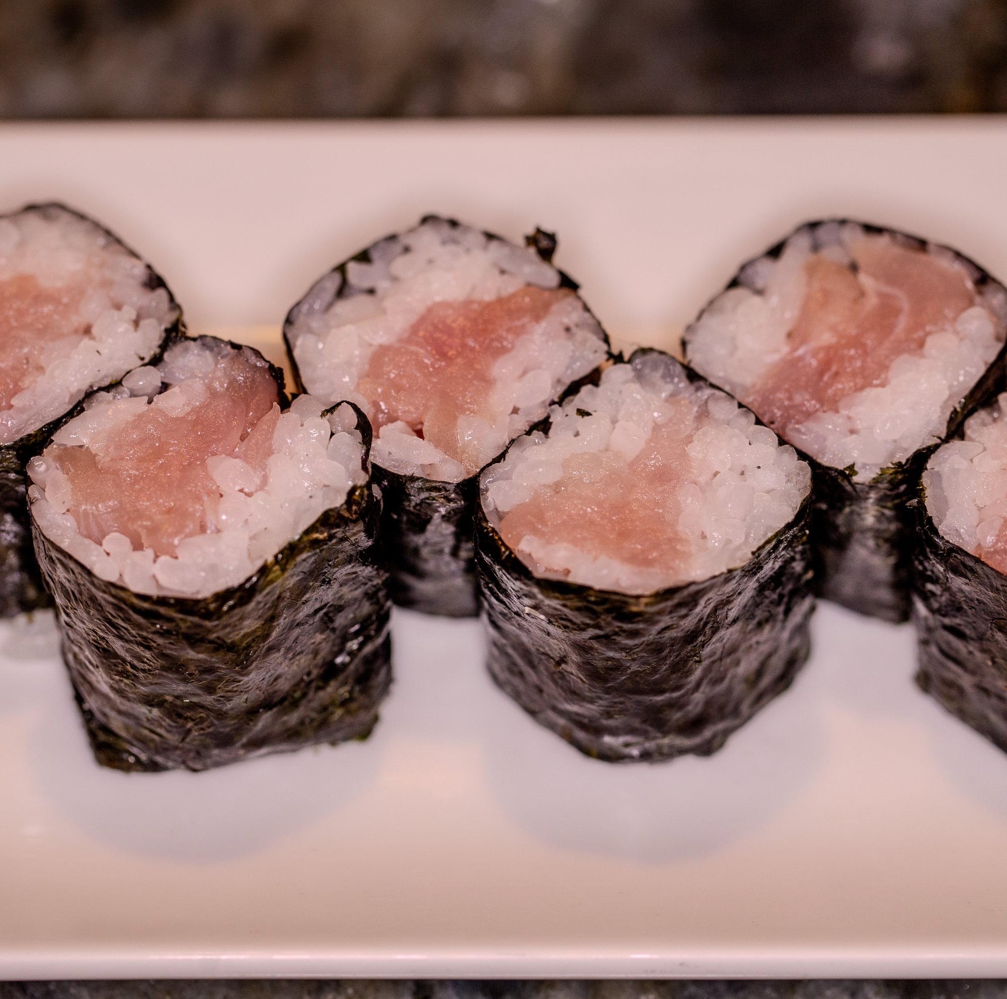 Hamachi Roll