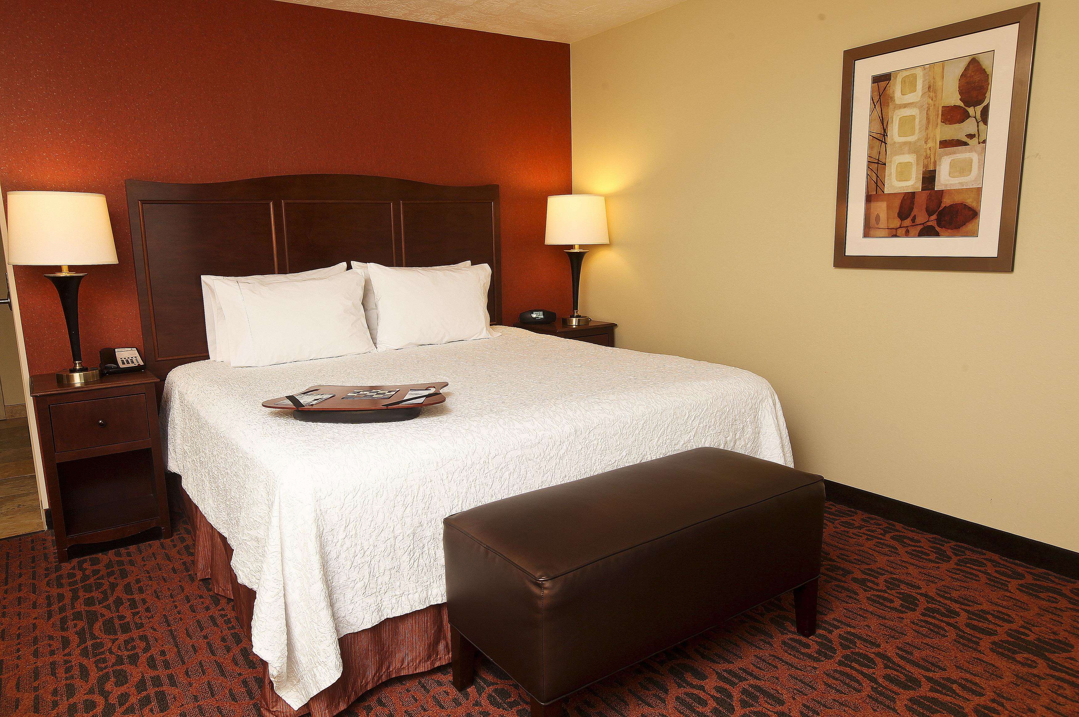 Hampton Inn & Suites by Hilton Fargo Medical Center Photo