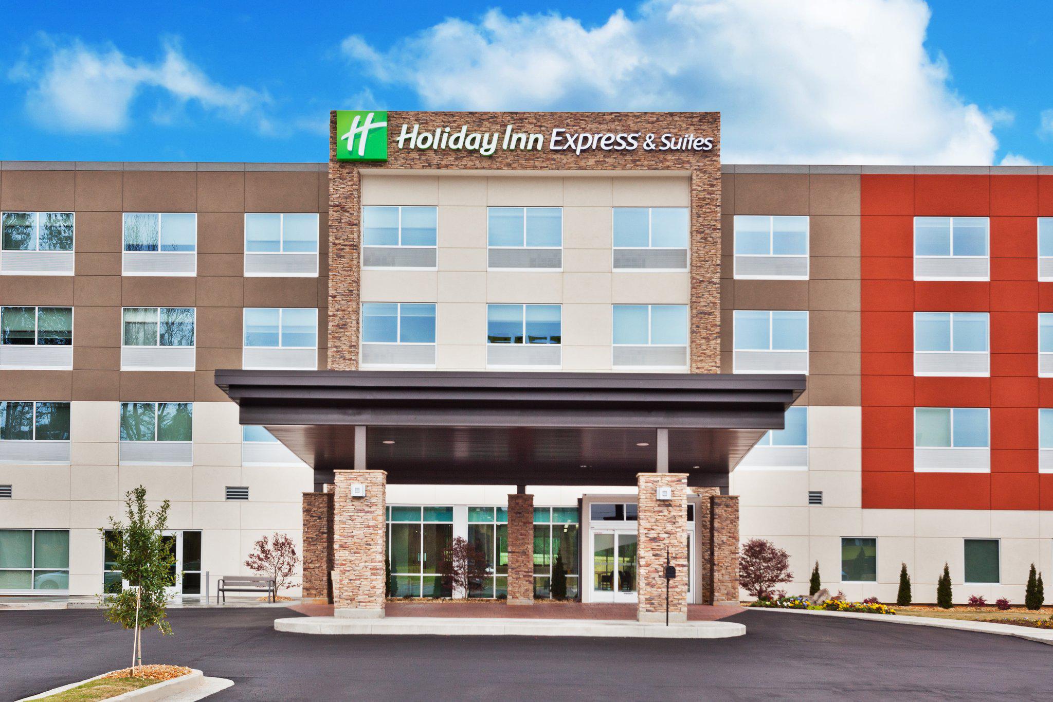 Holiday Inn Express & Suites Cartersville Photo