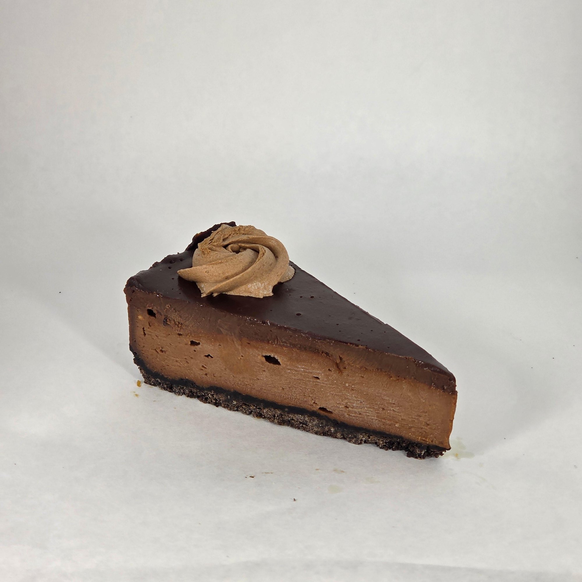 Chocolate Lovers Cheesecake (v)