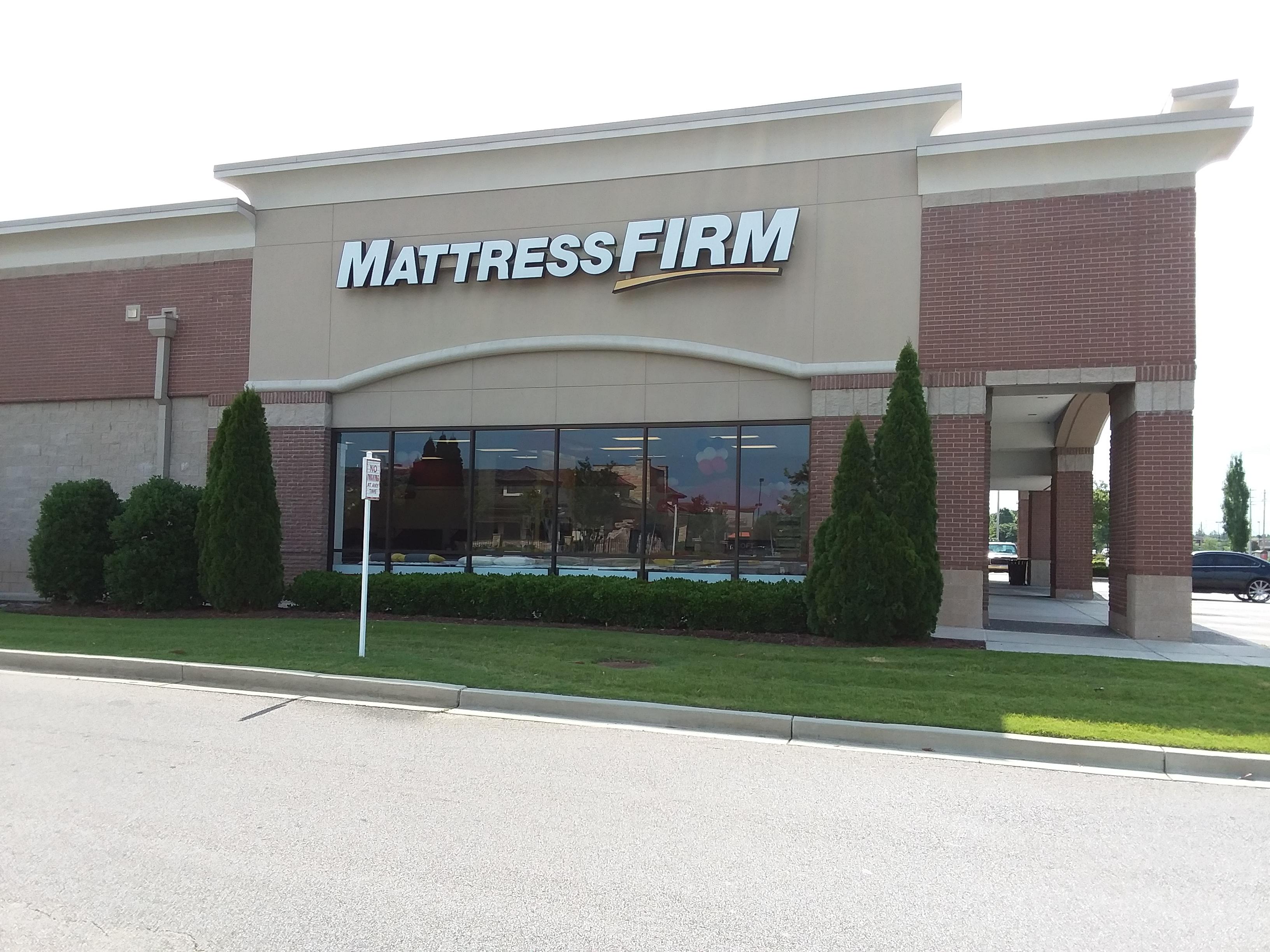 Mattress Firm Centennial Commons Photo