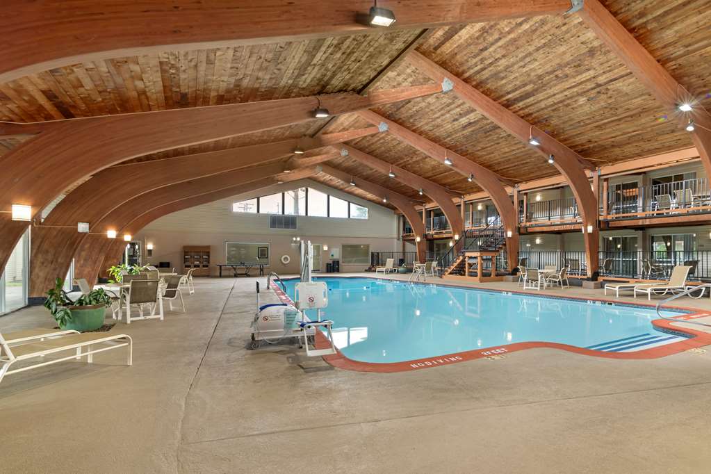 Best Western Plus Plattsburgh Image