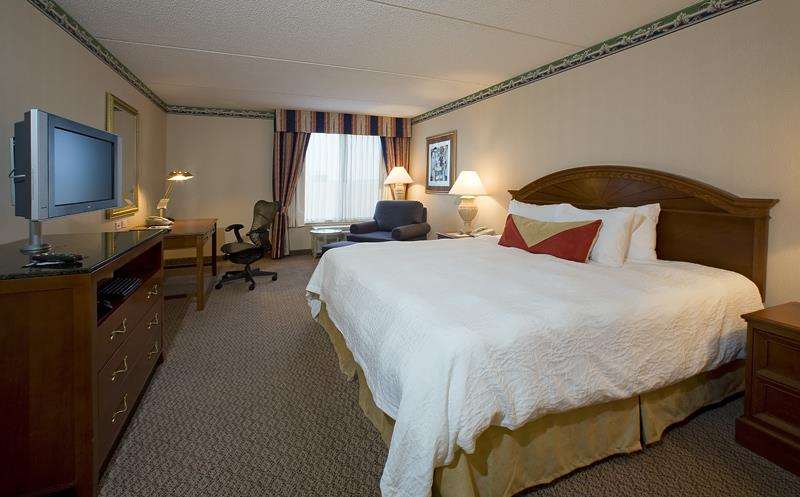 Hilton Garden Inn Chesapeake/Greenbrier Photo