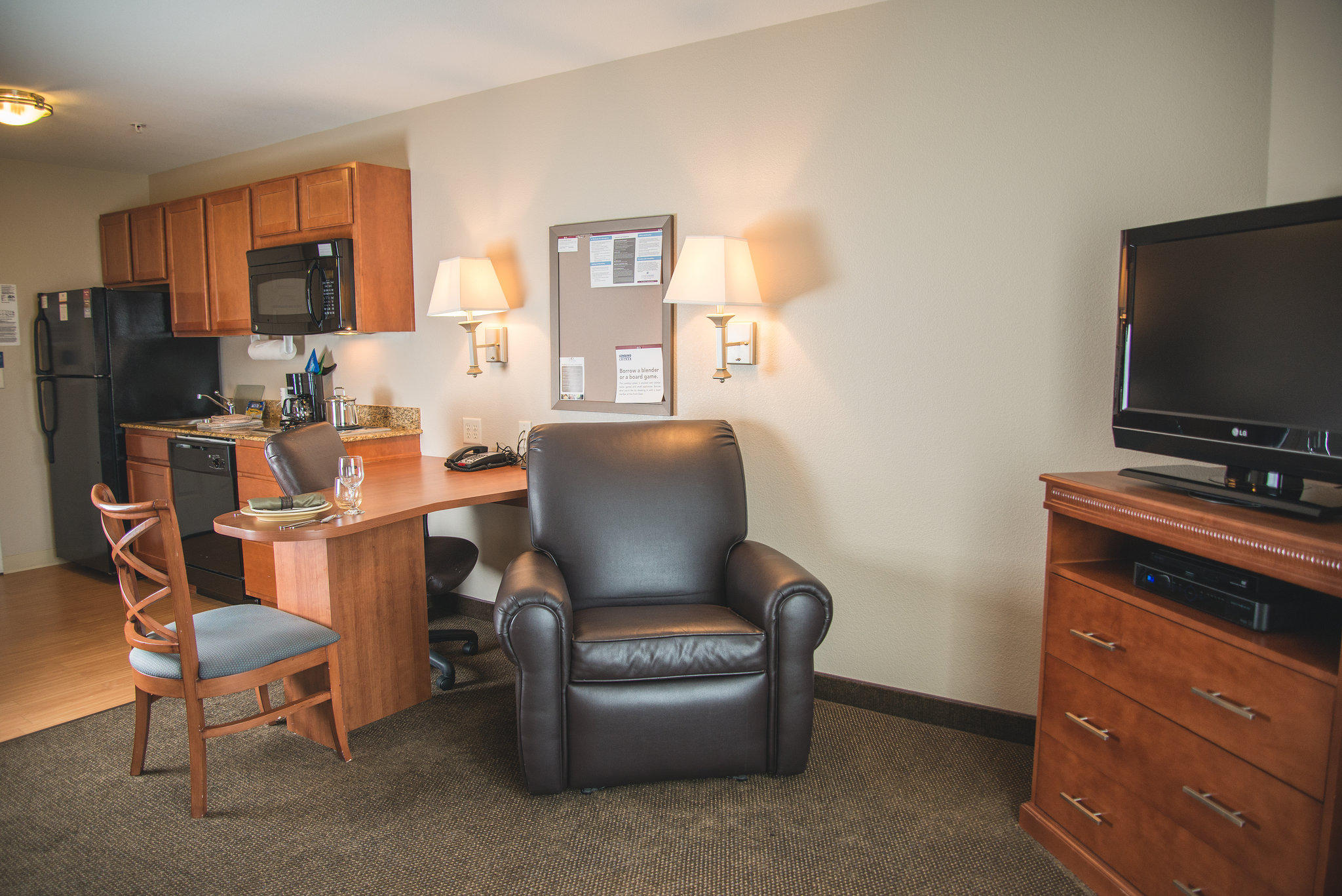 Candlewood Suites Loveland Photo