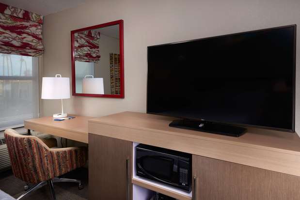 Images Hampton Inn & Suites Phoenix/Scottsdale on Shea Boulevard