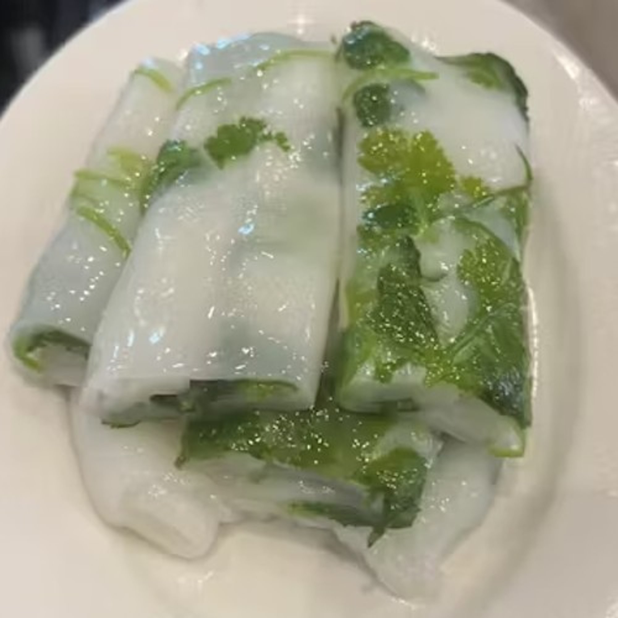 Coriander Rice Noodle Roll (lunch only)