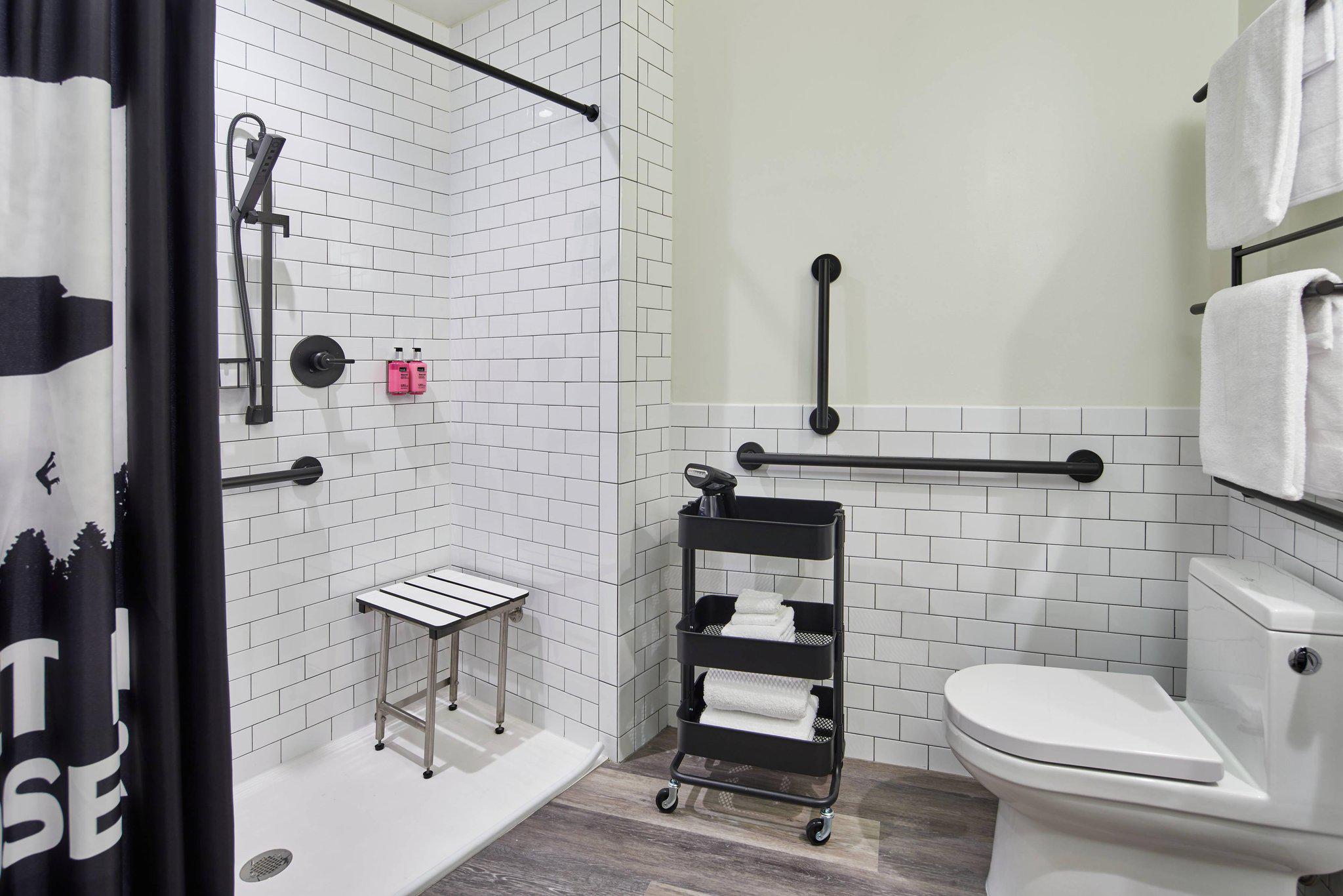 Moxy Columbus Short North Photo