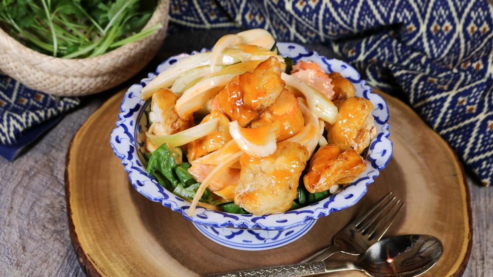 Crispy Chicken with Spicy Cream Sauce