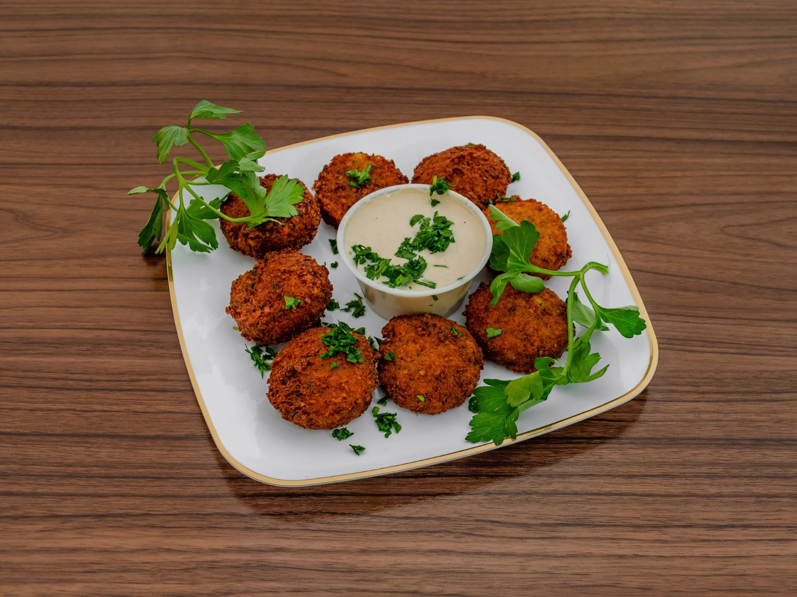 Falafel Plate (7 Balls)