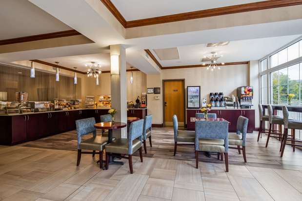 Images Best Western Plus River Escape Inn & Suites