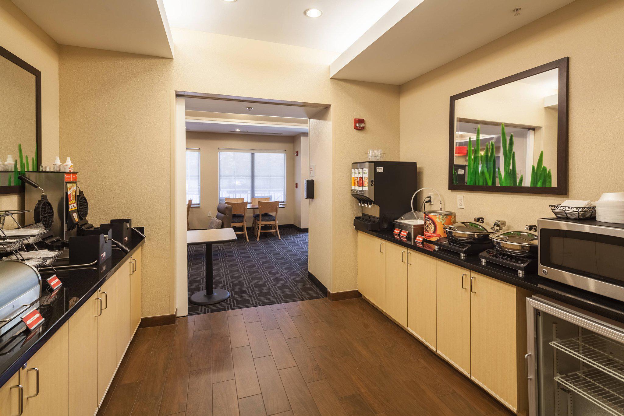 TownePlace Suites by Marriott Jacksonville Butler Boulevard Photo