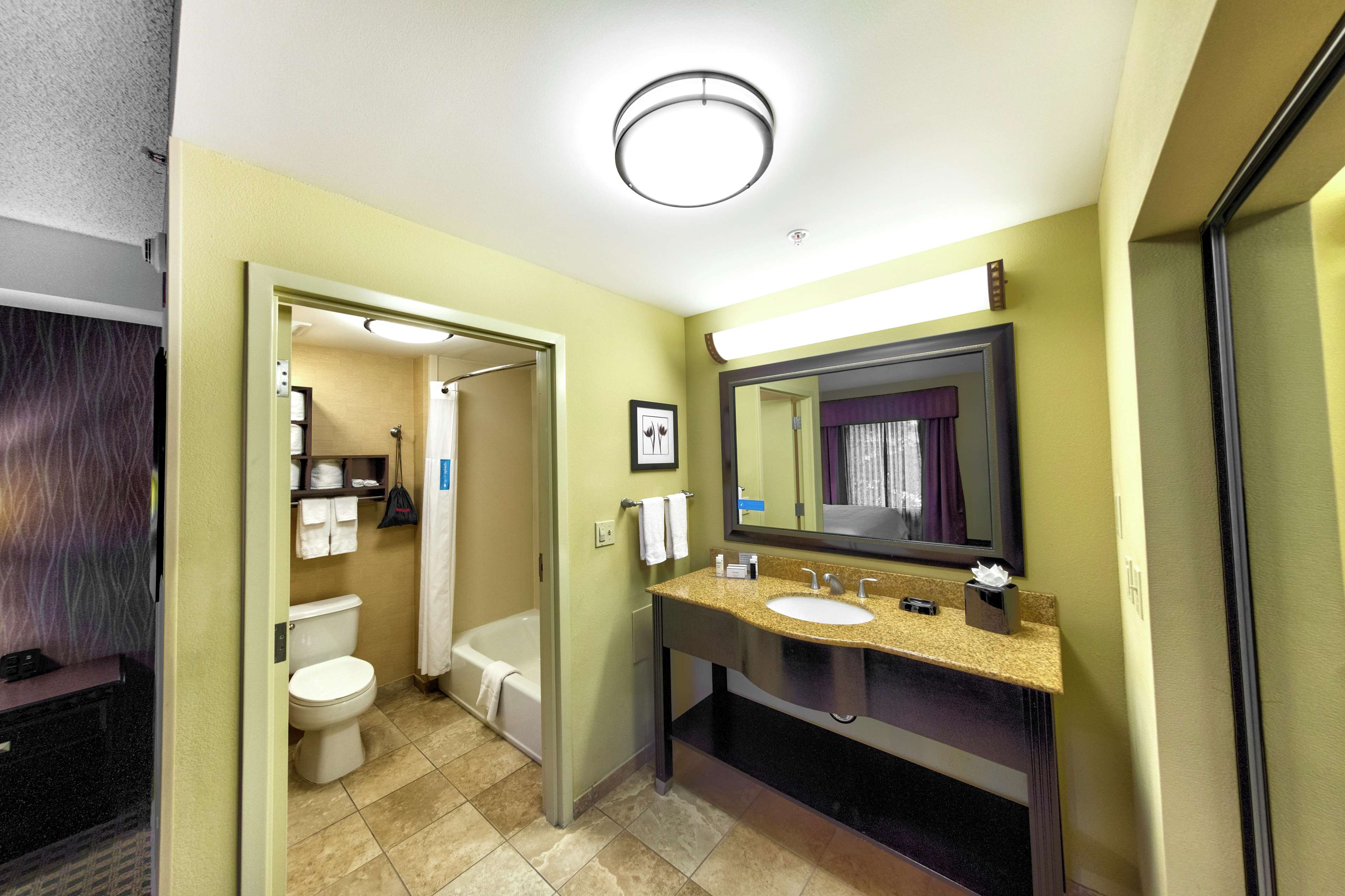 Hampton Inn & Suites Chadds Ford Photo