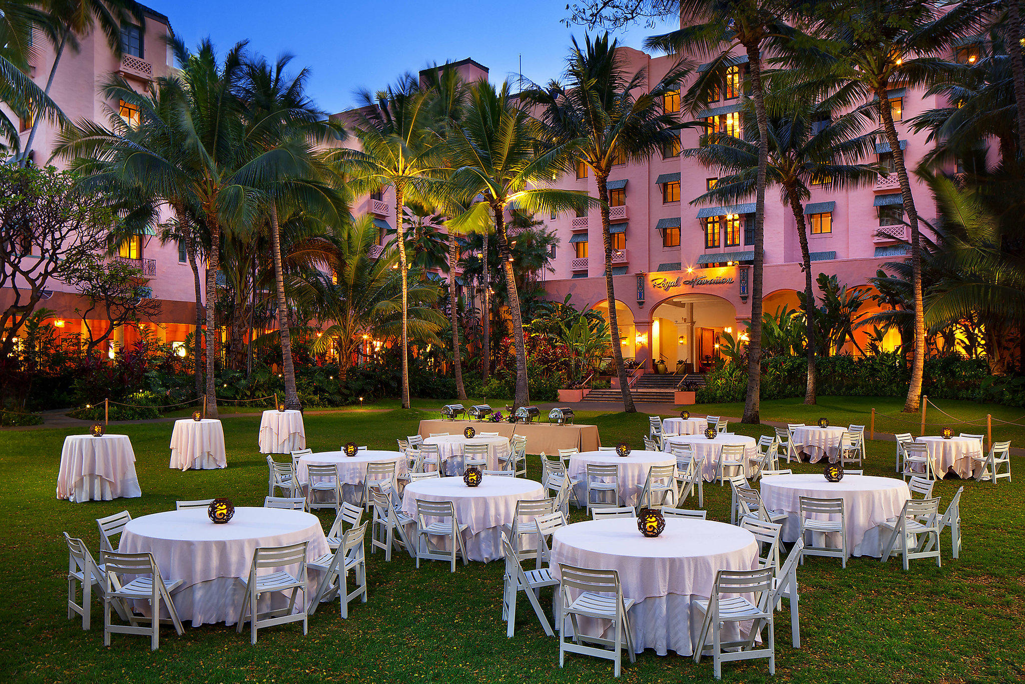 The Royal Hawaiian, a Luxury Collection Resort, Waikiki Photo